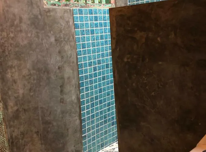 Kubu Monkey Seminyak (Bali)