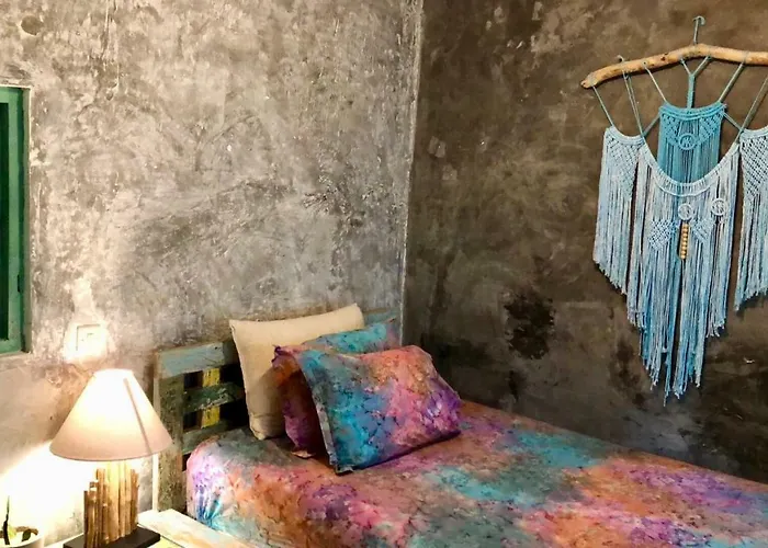 Kubu Monkey 2* Seminyak (Bali)