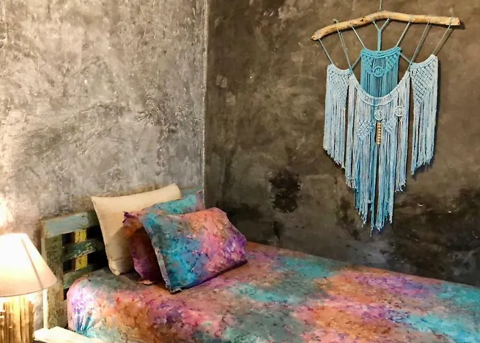 Kubu Monkey Guest house